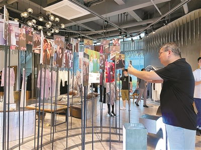 工業(yè)旅游新篇章 杭州家電工廠的“旗袍美酒”與智慧制造盛宴